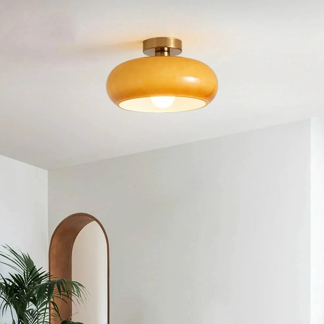 RetroAmberRoundGlassCeilingLight Retroamberroundglassceilinglight