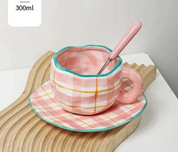 RetroCeramicCheckeredMug_6_600x_cb702a6b-bc12-460d-b384-b80668689c31 Retro Ceramic Checkered Mug - ISTANBULLU LTD
