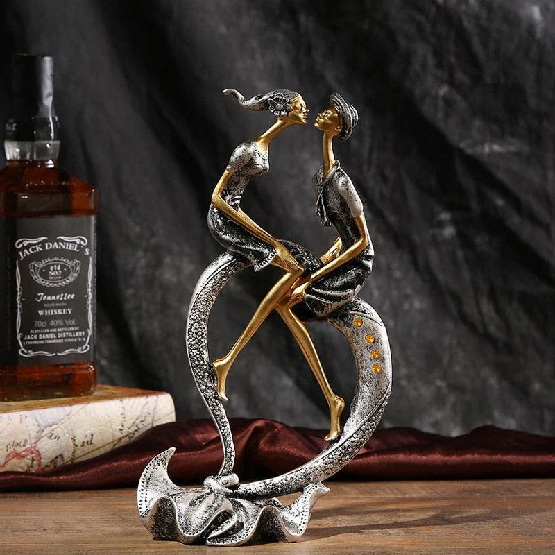 RomanticKissingFigurine-Homeko6 Romantic Kissing Figurine - Homeko