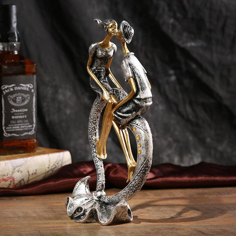 RomanticKissingFigurine-Homeko7 Romantic Kissing Figurine - Homeko