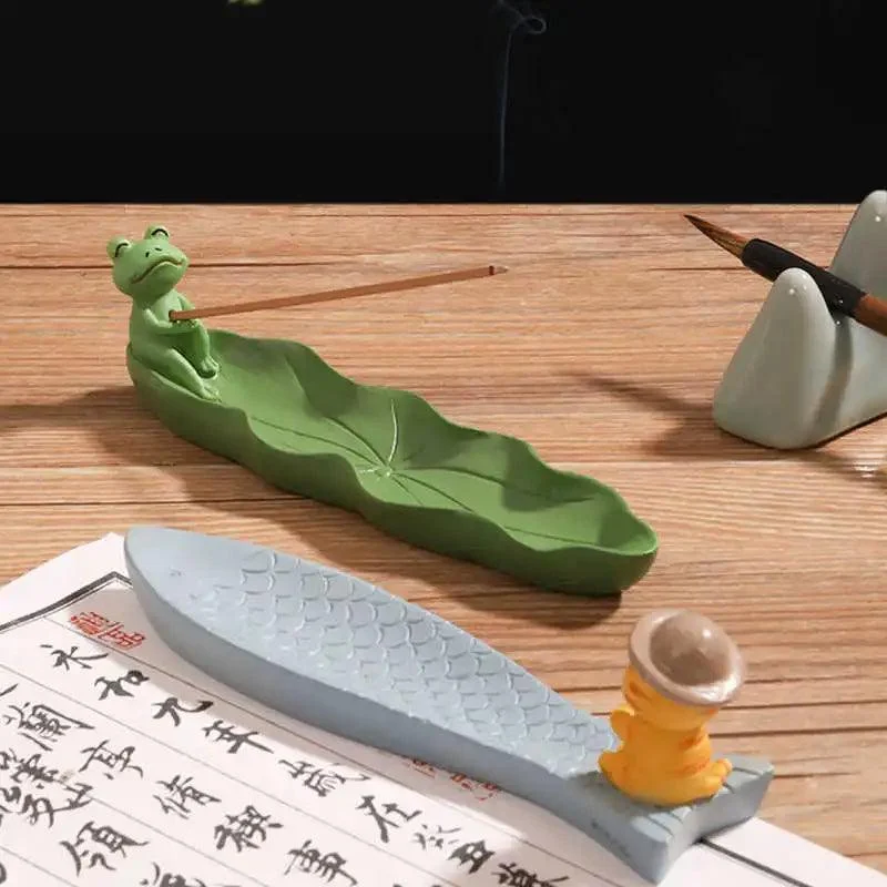 Sba03d328b7904b21bf18613b3d5c9127m Resin Animal Carrot Leaf Incense Holder - ISTANBULLU LTD