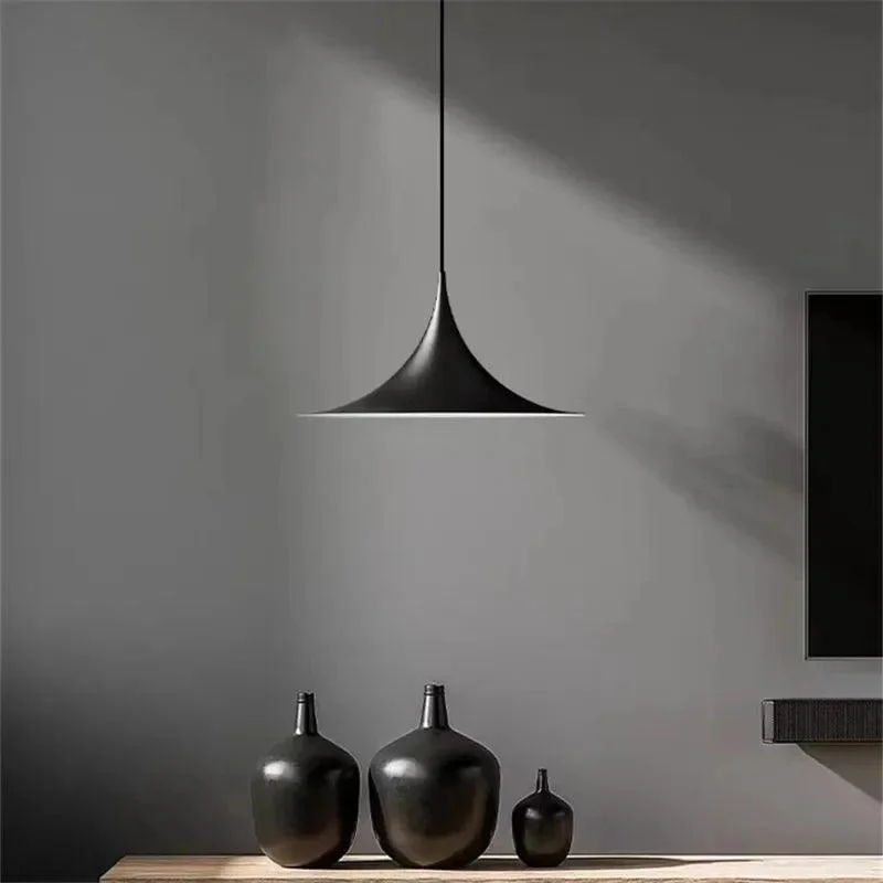 Scandi-Seim-Hanglamp-Deens-Enkele-Koplamp-Minimalistische-Kroonluchter-Goud-Zwart-Lamp-Bar-Metalen-Eetkamer-Hangende-Lamp_9d4fbadd-e6b2-4a12-9e0d-58242087dd97 Scandi Seim Hanglamp Deens Enkele Koplamp Minimalistische Kroonluchter Goud Zwart Lamp Bar Metalen Eetkamer Hangende Lamp 9d4fbadd E6b2 4a12 9e0d 58242087dd97