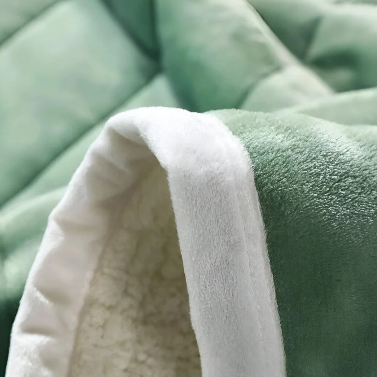 SherpaFleeceBlanket4 Sherpafleeceblanket4