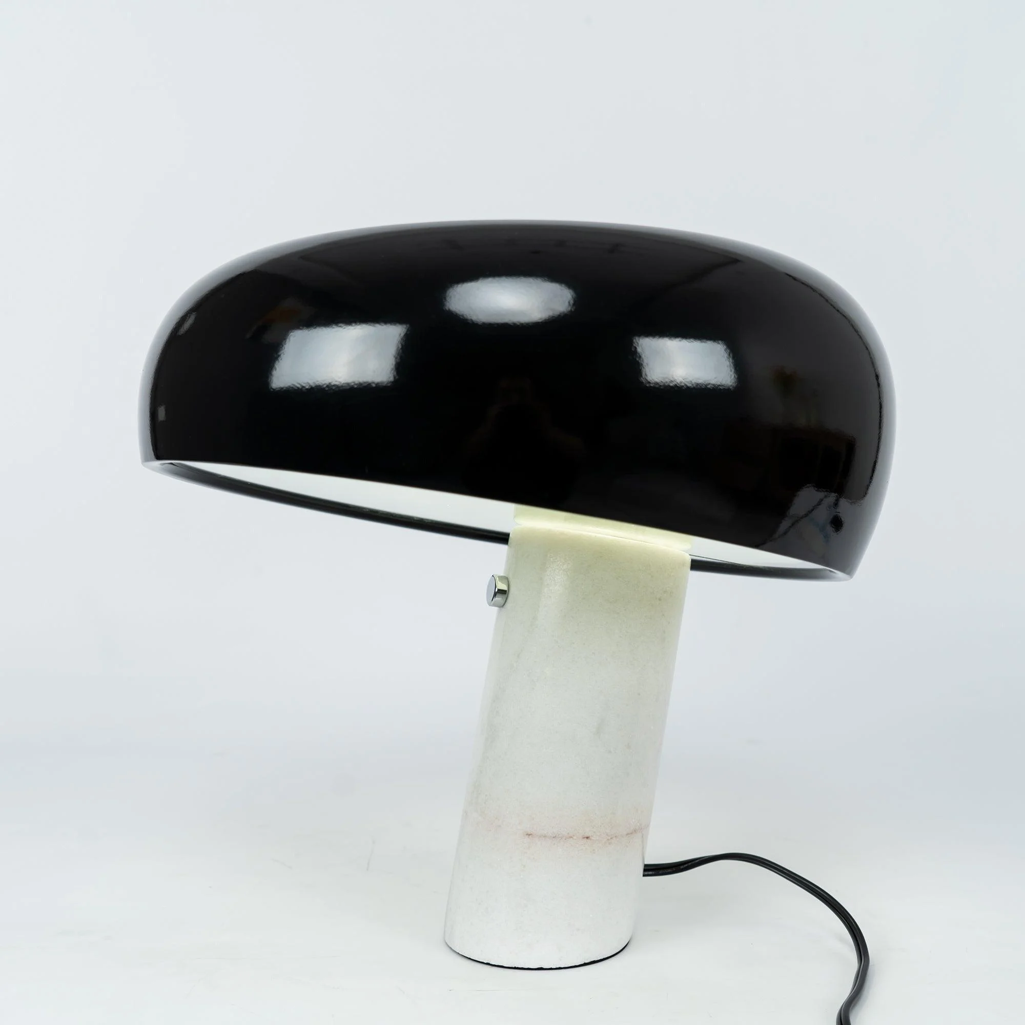 Snoopy_Table_Lamp_115_bf081bd3-7a93-4d48-976f-e143f5884c3f Snoopy Table Lamp 115 Bf081bd3 7a93 4d48 976f E143f5884c3f
