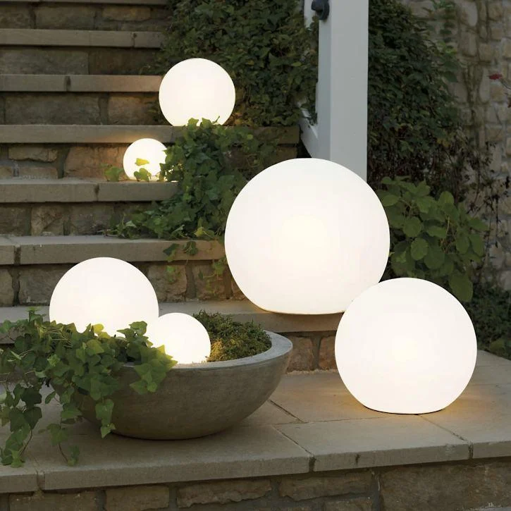 Sphericalgardenlight-Homeko1 Spherical garden light - Homeko