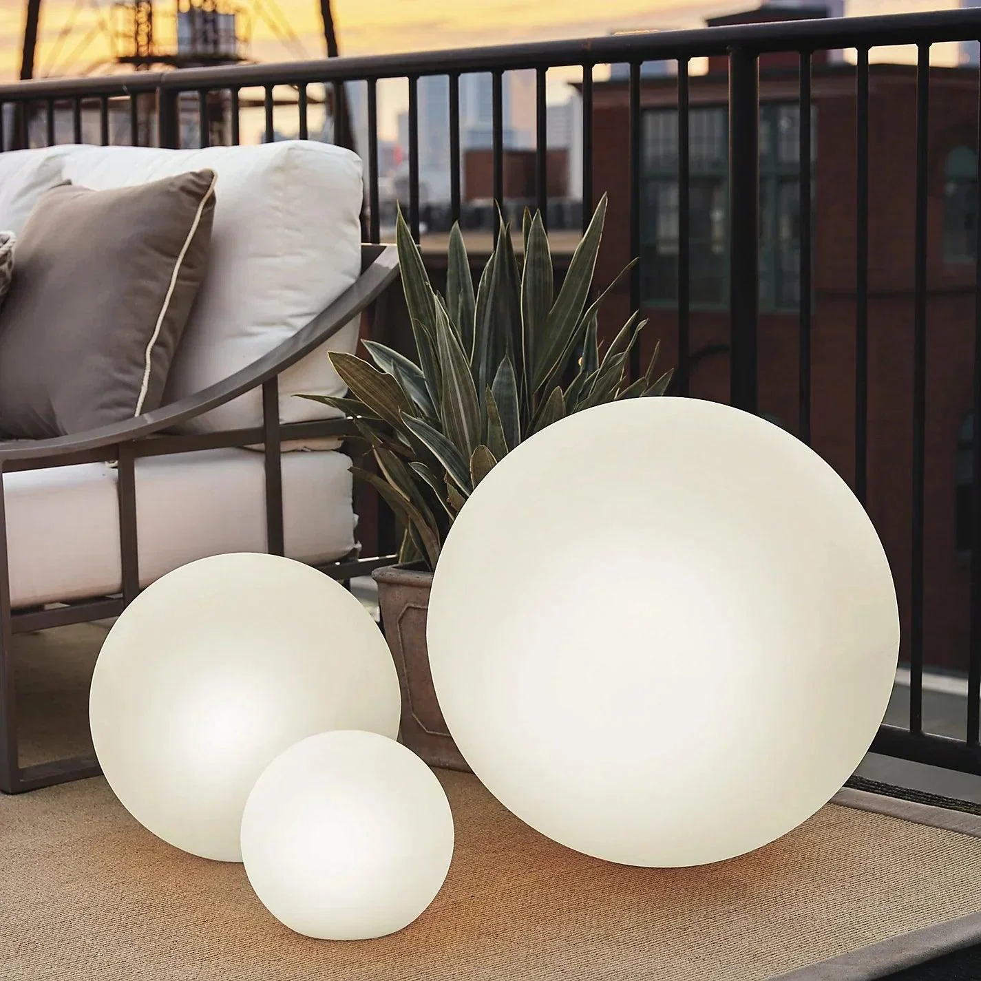 Sphericalgardenlight-Homeko12 Spherical garden light - Homeko