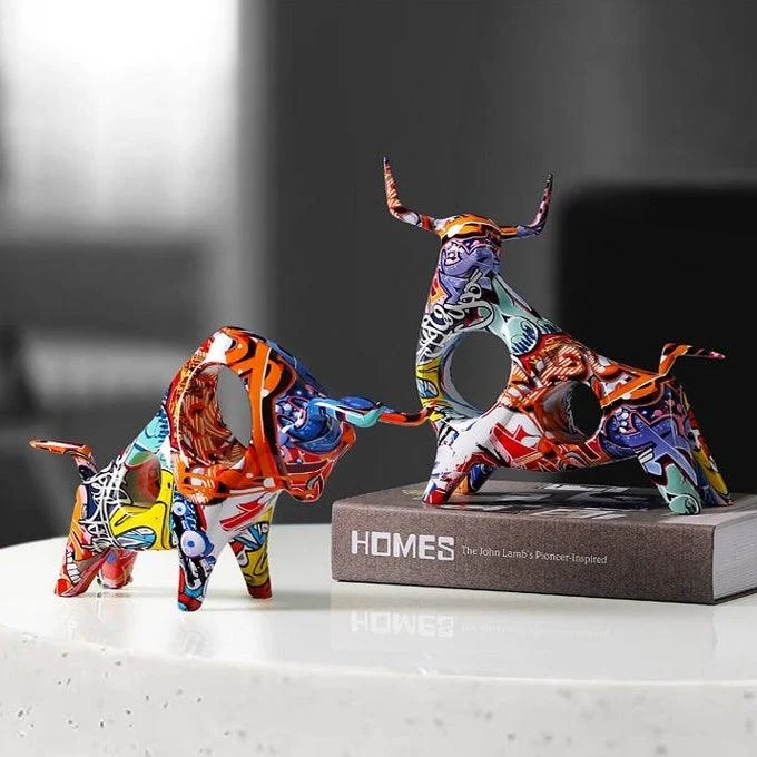StreetGraffitiBullSculptures-Homeko10 Street Graffiti Bull Sculptures - Homeko