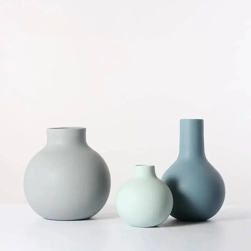 Stylish-Matt-Spherical-Ceramic-Flower-Vase-Elevate-Your-Home-Decor-8 Stylish Matt Spherical Ceramic Flower Vase Elevate Your Home Decor 8