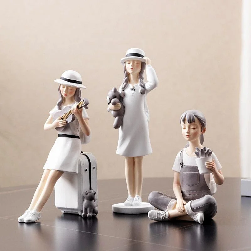 Summer Travel Girls Figurine - Homeko