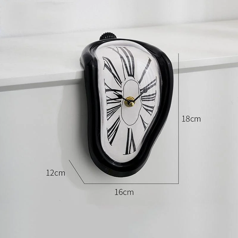 Twisted Clock - Homeko