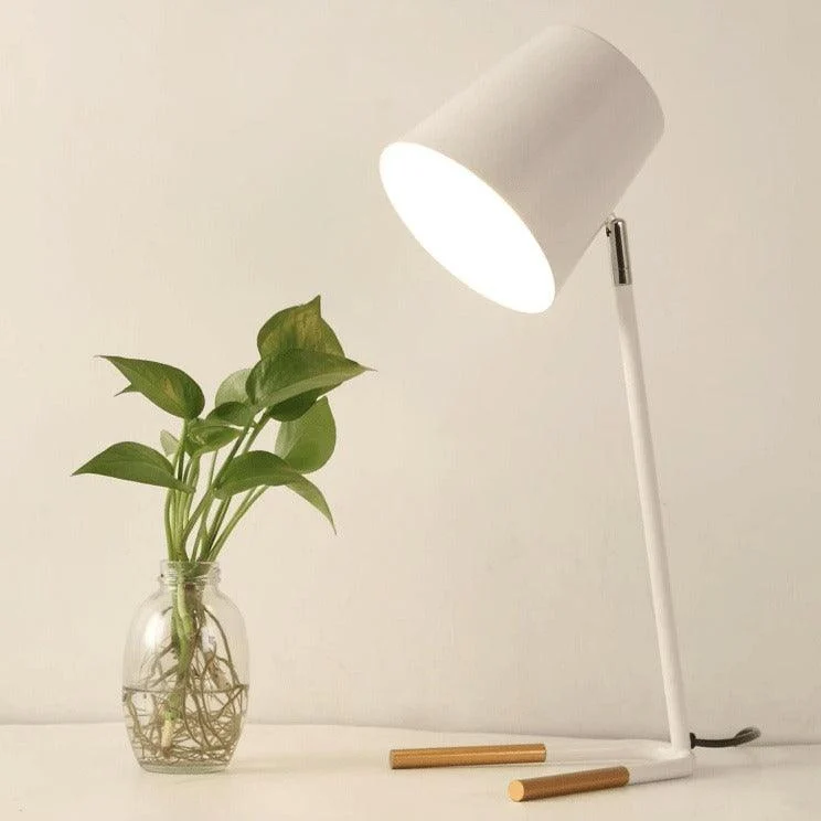 Vibrant-Minimalist-Colorful-Side-Table-Lamp-Brighten-Your-Life-15 Vibrant Minimalist Colorful Side Table Lamp Brighten Your Life 15
