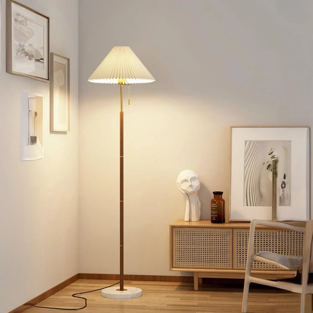 VintagePleatedMetalStandingLamp_11 Vintagepleatedmetalstandinglamp 11