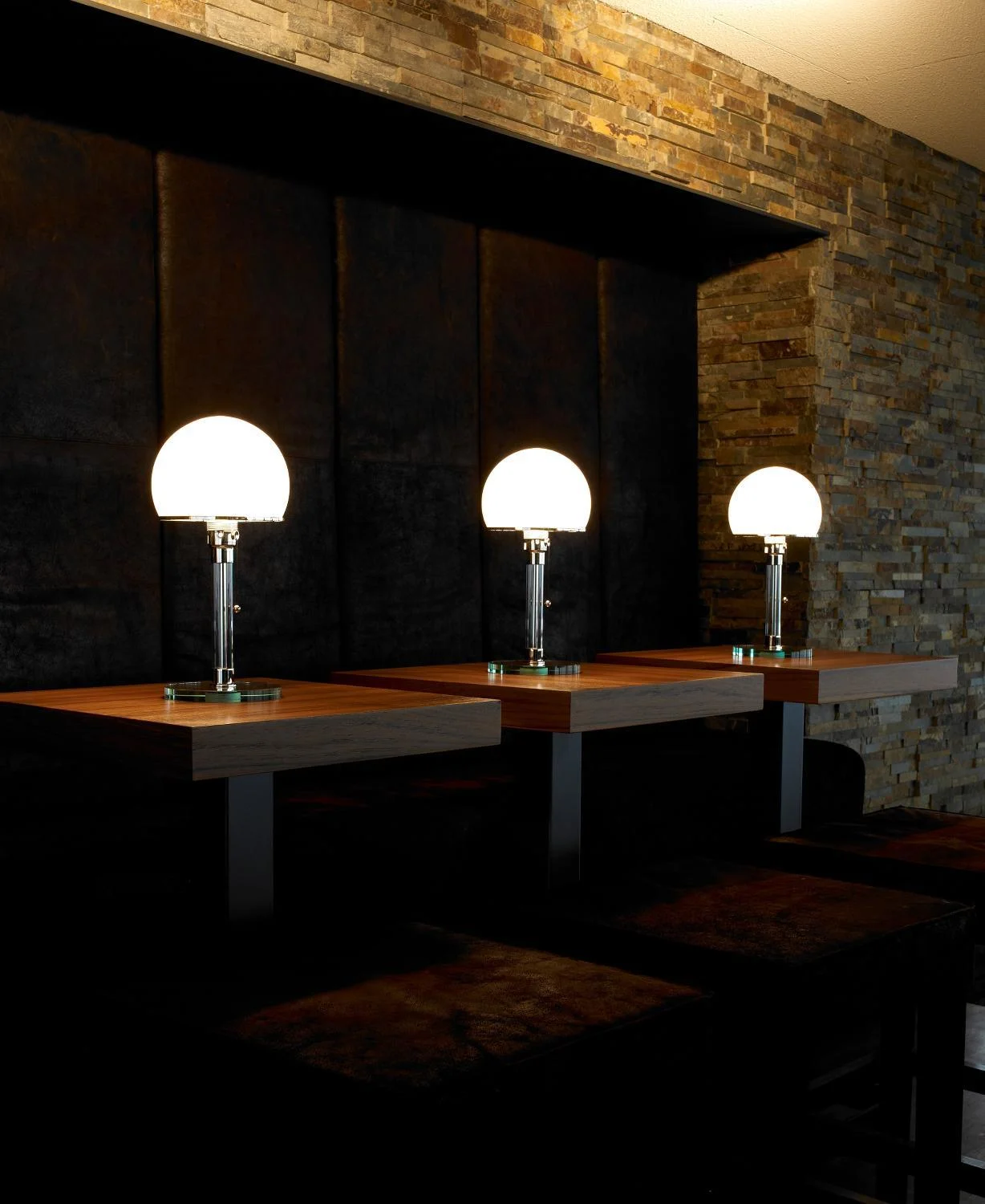 WG_25_GL_Table_Lamp_24 Wg 25 Gl Table Lamp 24