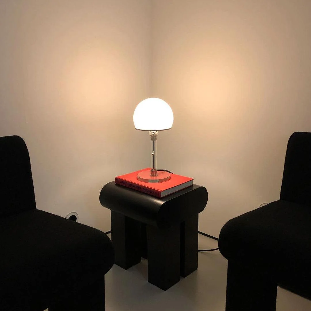 WG_25_GL_Table_Lamp_38 Wg 25 Gl Table Lamp 38