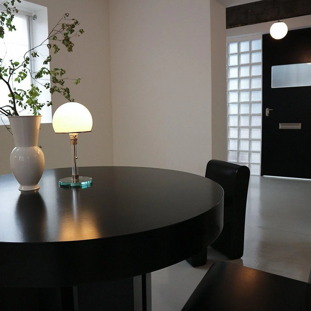 WG_25_GL_Table_Lamp_42 Wg 25 Gl Table Lamp 42