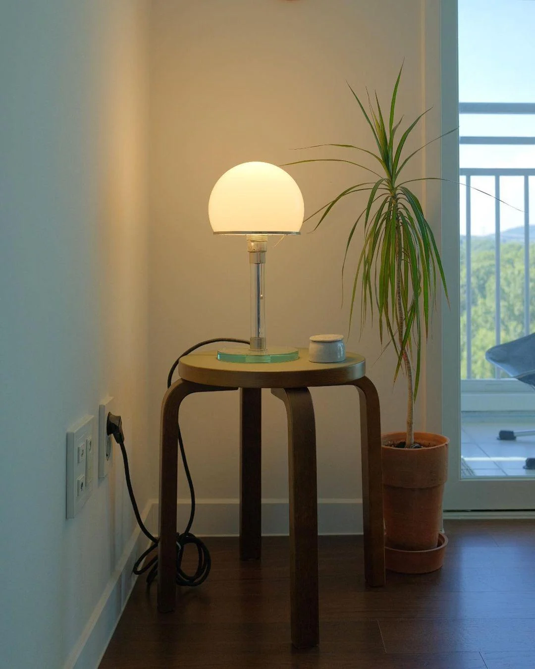WG_25_GL_Table_Lamp_8 Wg 25 Gl Table Lamp 8