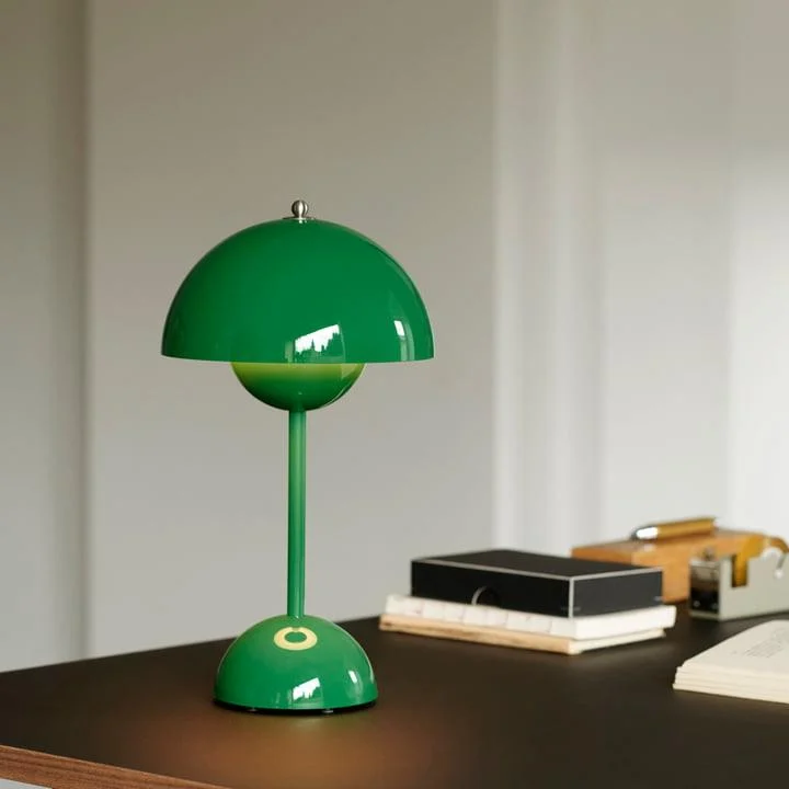 WoodlandGlow-Green1 Woodlandglow Green1