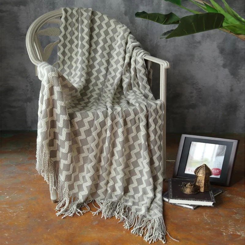 ZigZagFringeChenilleBlanket-Homeko8 Zig Zag Fringe Chenille Blanket - Homeko