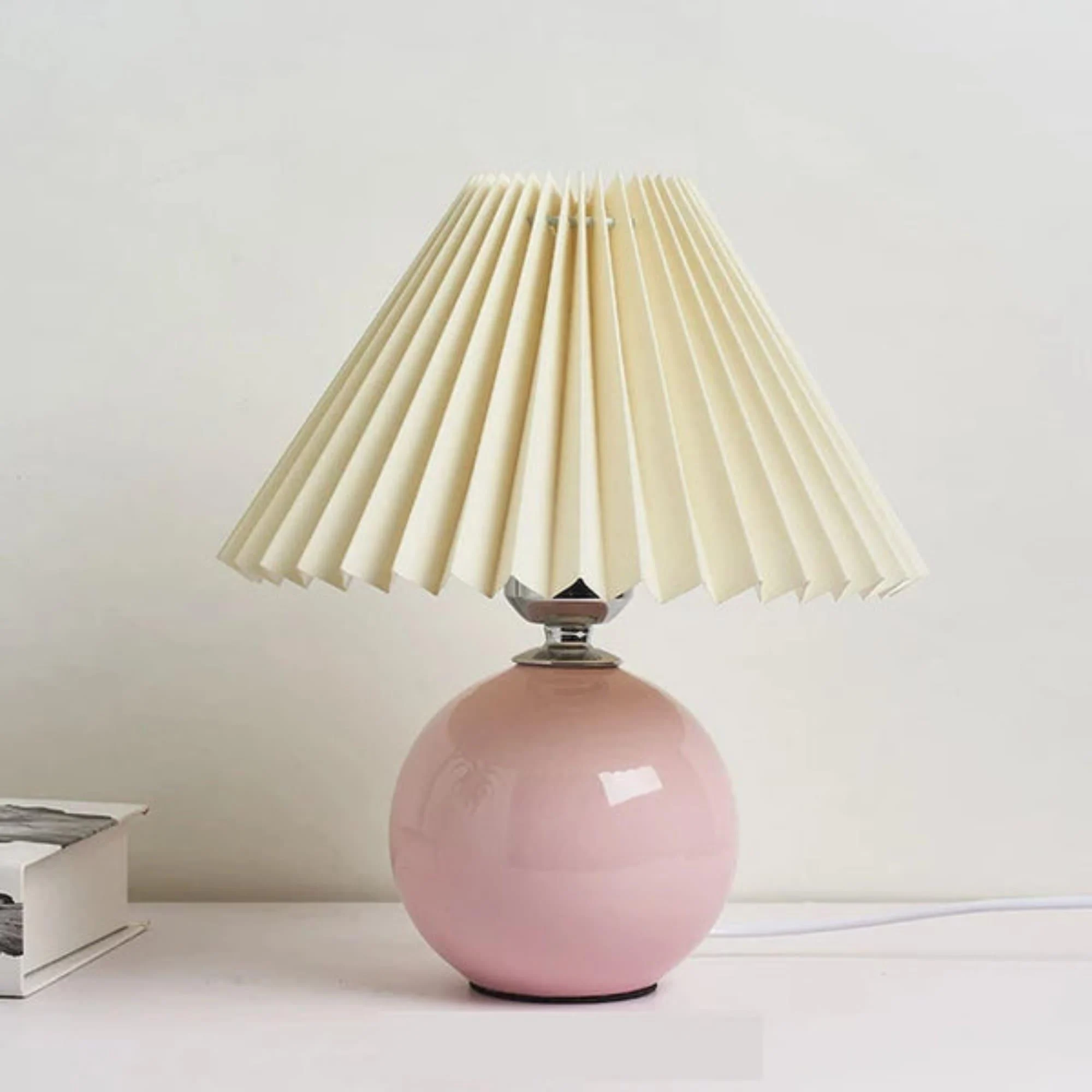 antikfalten-tischlampe-vintage-klassisch-faltenschirm-warmbeleuchtung-elegant-xlumina_11 Antikfalten Tischlampe Vintage Klassisch Faltenschirm Warmbeleuchtung Elegant Xlumina 11