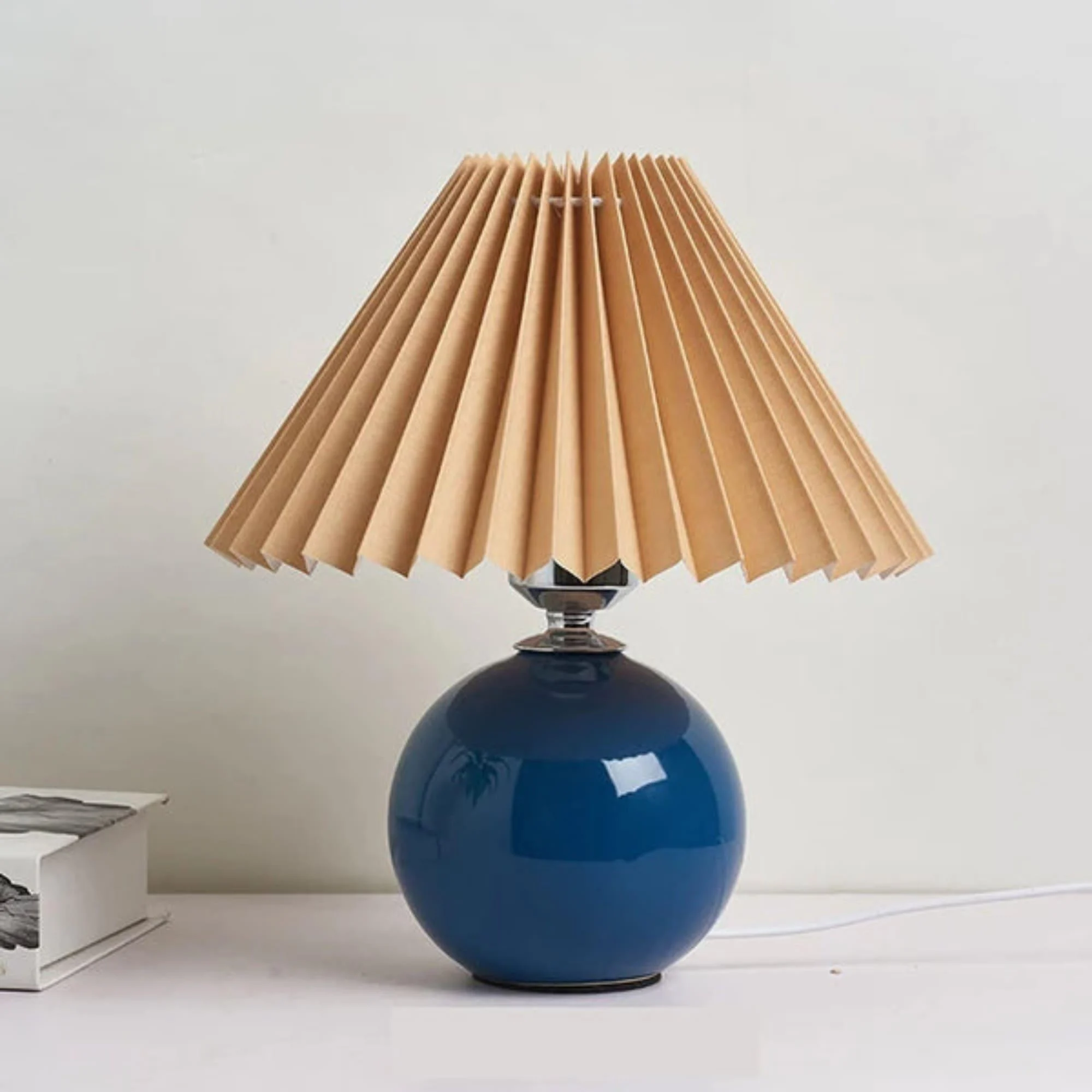 antikfalten-tischlampe-vintage-klassisch-faltenschirm-warmbeleuchtung-elegant-xlumina_4 Antikfalten Tischlampe Vintage Klassisch Faltenschirm Warmbeleuchtung Elegant Xlumina 4