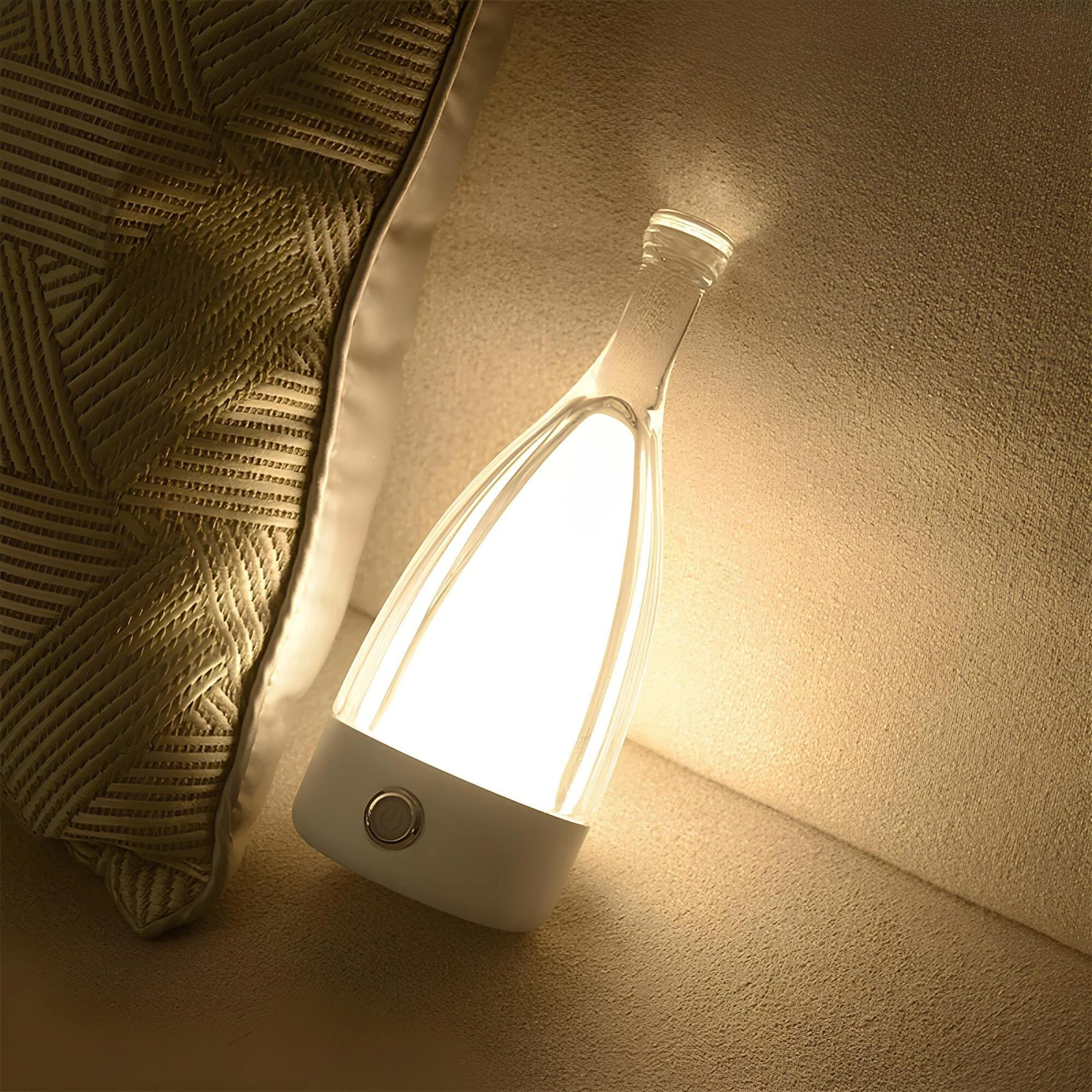 bottleglow-tischlampe-stimmungsvolle-beleuchtung-wohnzimmer-modern-xlumina_3 Bottleglow Tischlampe Stimmungsvolle Beleuchtung Wohnzimmer Modern Xlumina 3