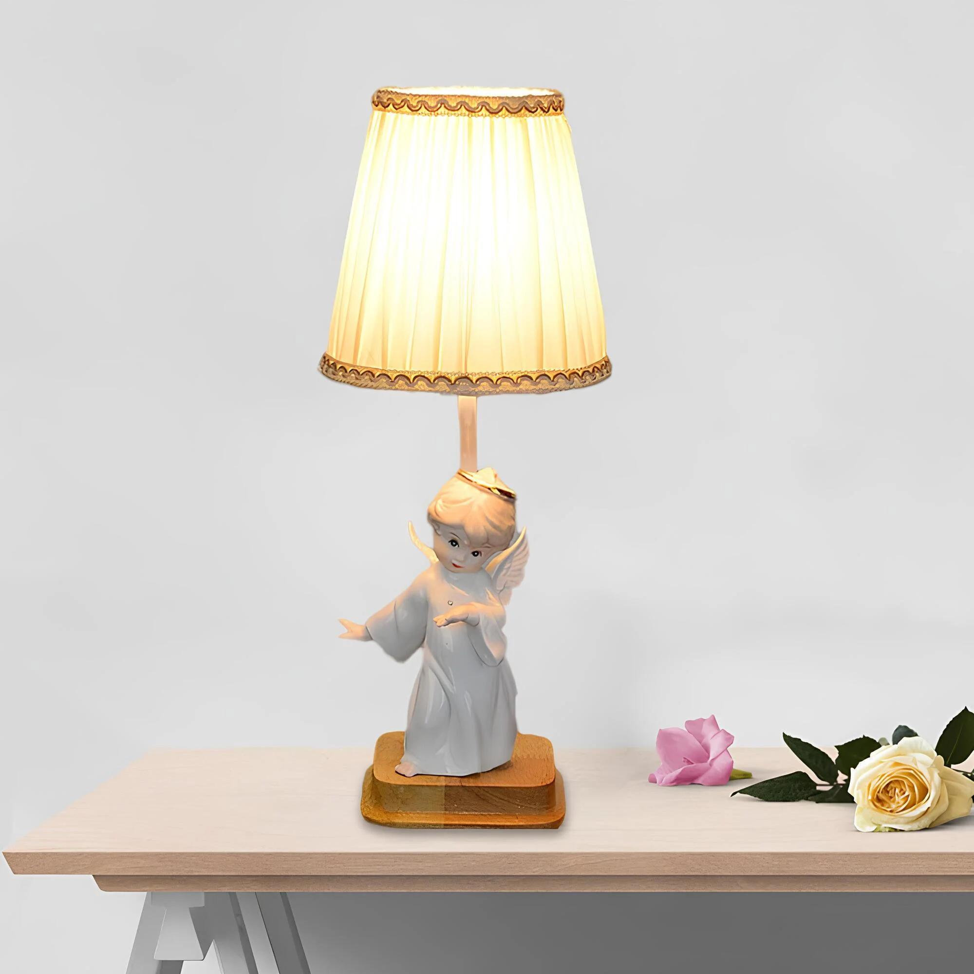 glowangel-nachttischlampe-mit-engelsdekor-warmes-licht-schlafzimmerlampe-xlumina_5 Glowangel Nachttischlampe Mit Engelsdekor Warmes Licht Schlafzimmerlampe Xlumina 5