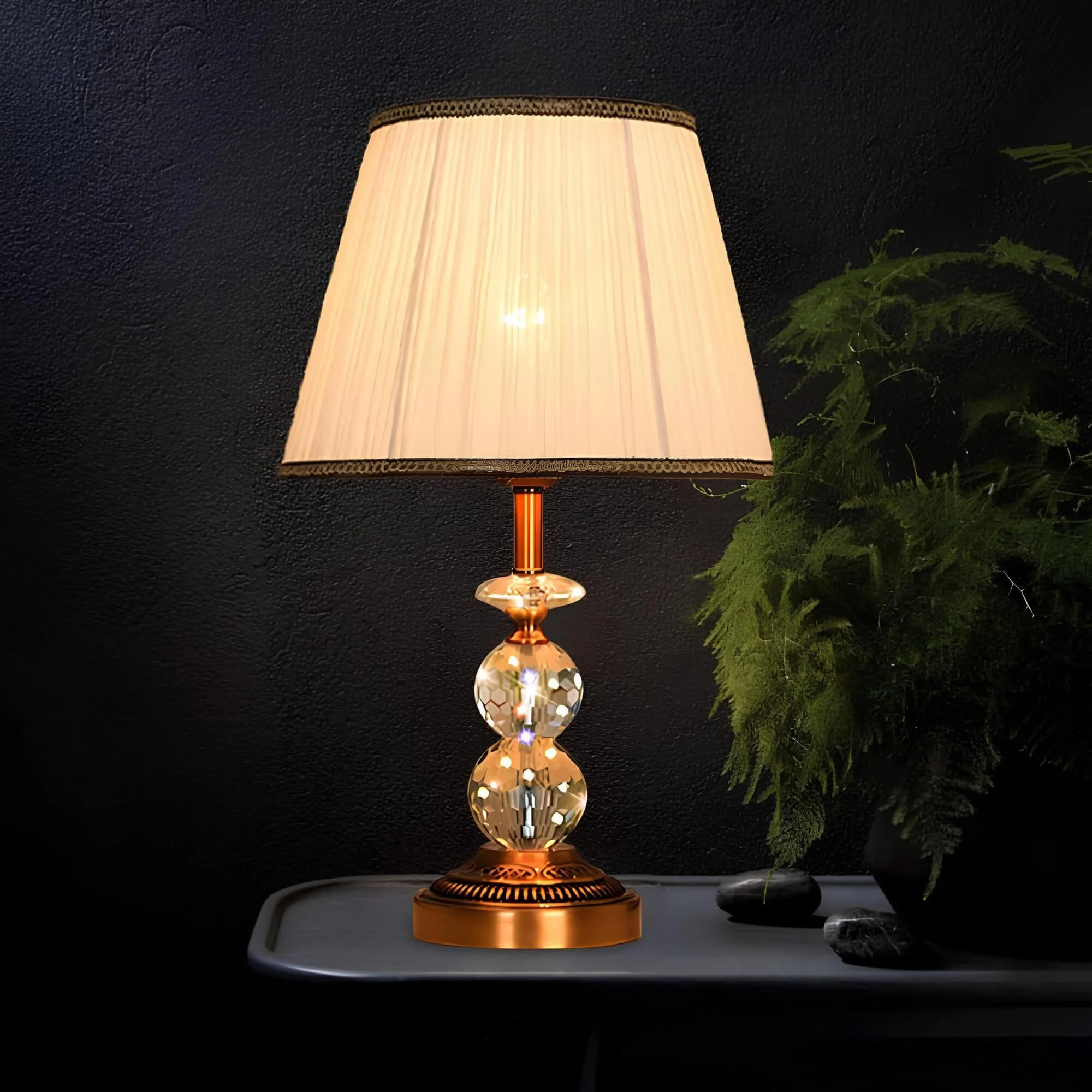 kristallglow-tischlampe-facettengeschliffene-kristallkugeln-modern-luxurios-design-xlumina Kristallglow Tischlampe Facettengeschliffene Kristallkugeln Modern Luxurios Design Xlumina