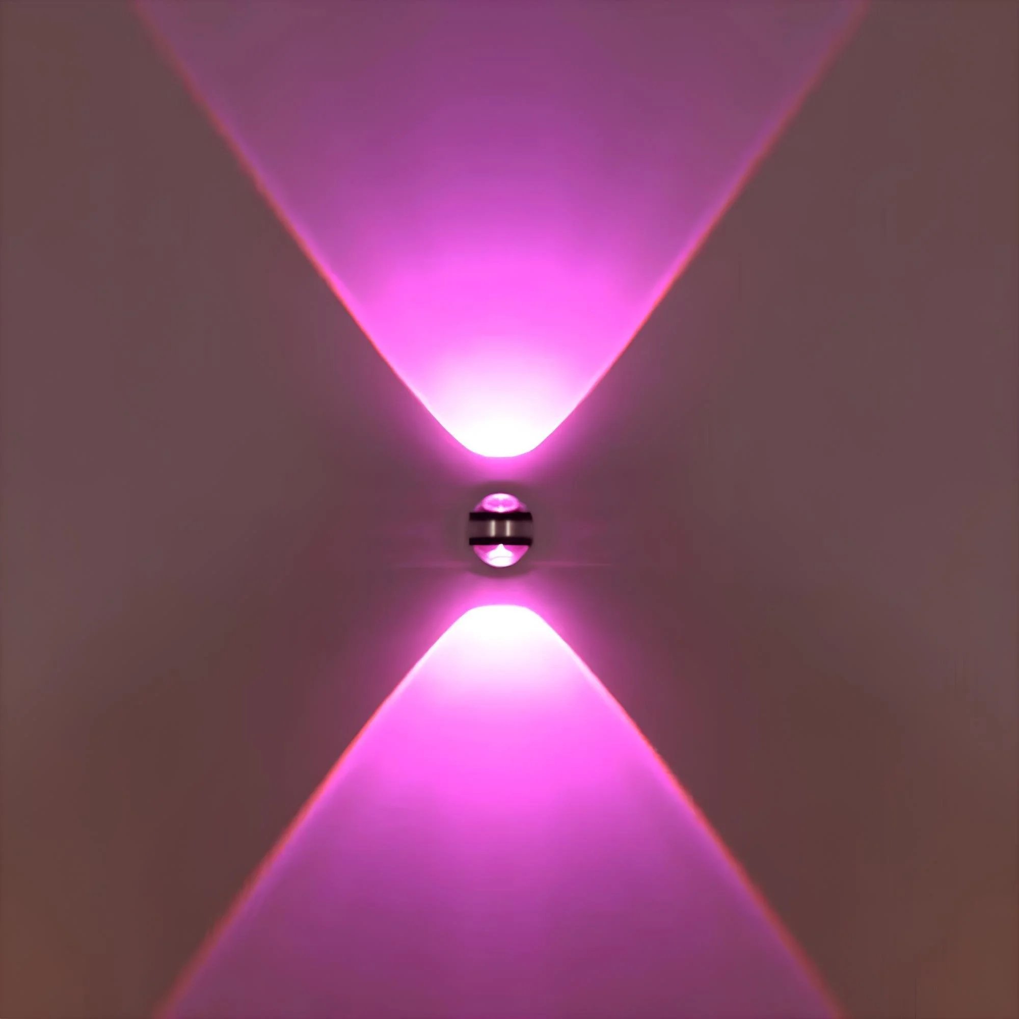 led-kristall-wandlampe-10W-warmweiss-elegant-design-installation-xLumina_8 Led Kristall Wandlampe 10w Warmweiss Elegant Design Installation Xlumina 8