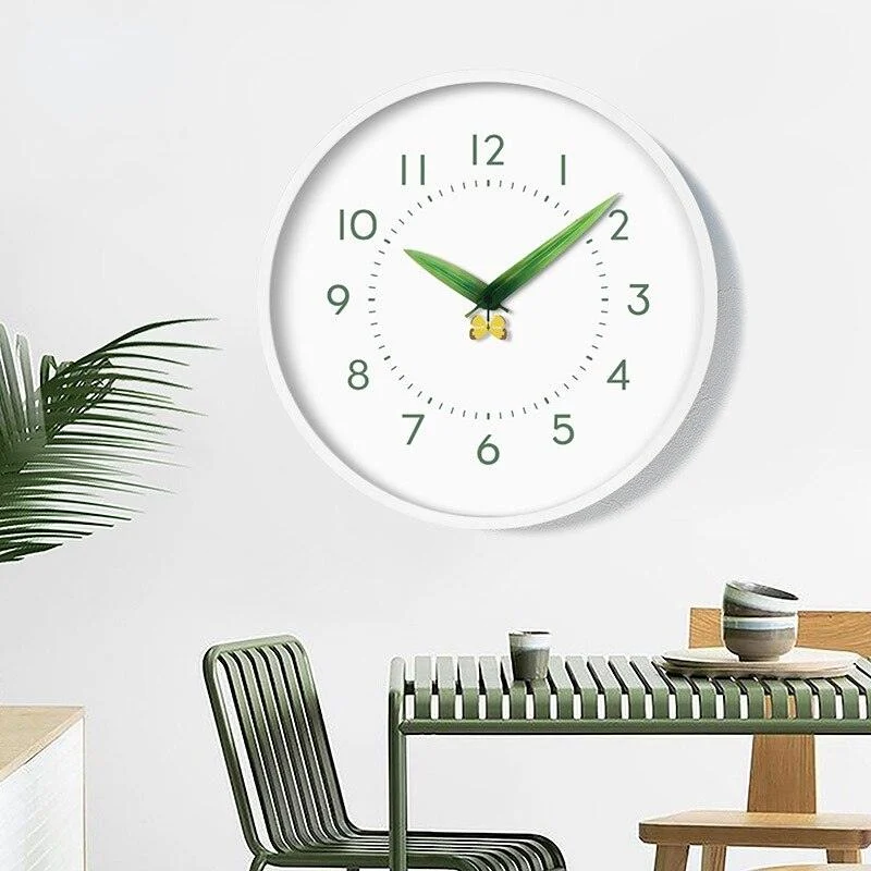 ljcCRonde-Minimalistische-Wandklok-Cartoon-Leuke-Massief-Houten-Frame-Stille-Klok-Voor-Kinderkamer-Woonkamer-Restaurant-Opknoping-Horloge Ljccronde Minimalistische Wandklok Cartoon Leuke Massief Houten Frame Stille Klok Voor Kinderkamer Woonkamer Restaurant Opknoping Horloge