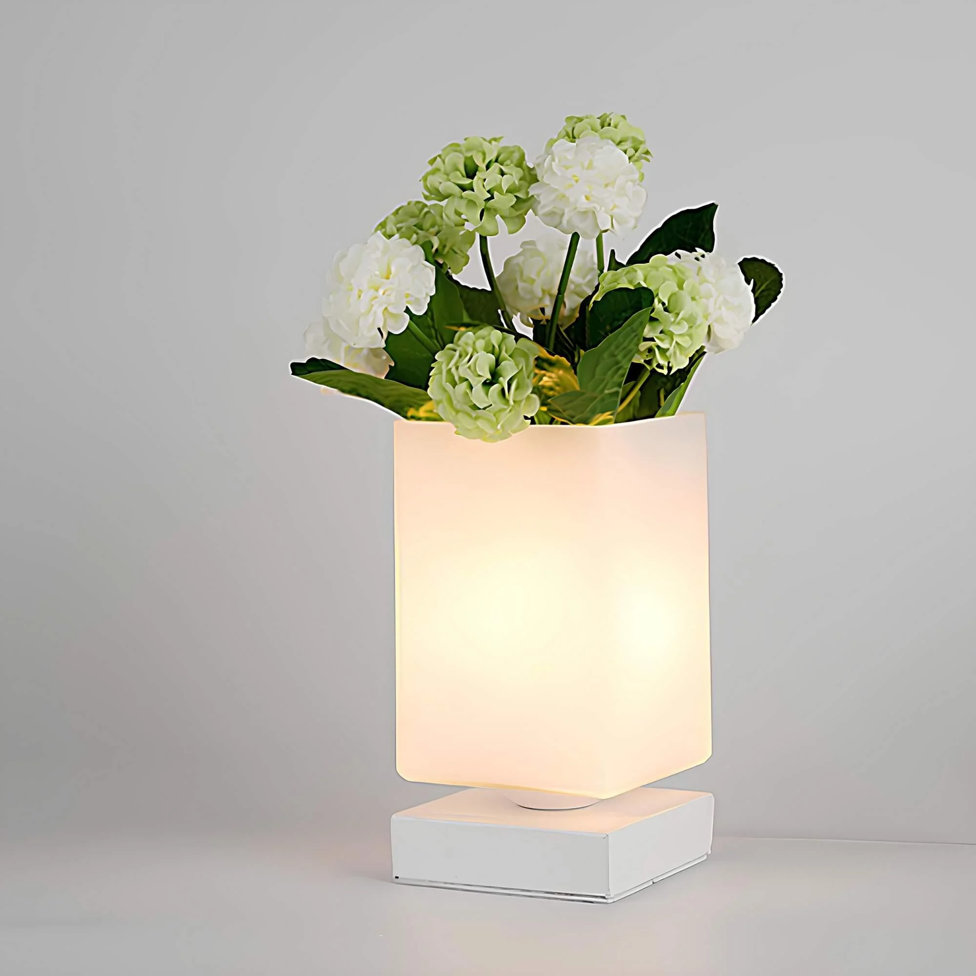 luna-elegante-glas-tischleuchte-art-deco-nachtlampe-romantische-schlafzimmer-lichtquelle-xlumina Luna Elegante Glas Tischleuchte Art Deco Nachtlampe Romantische Schlafzimmer Lichtquelle Xlumina
