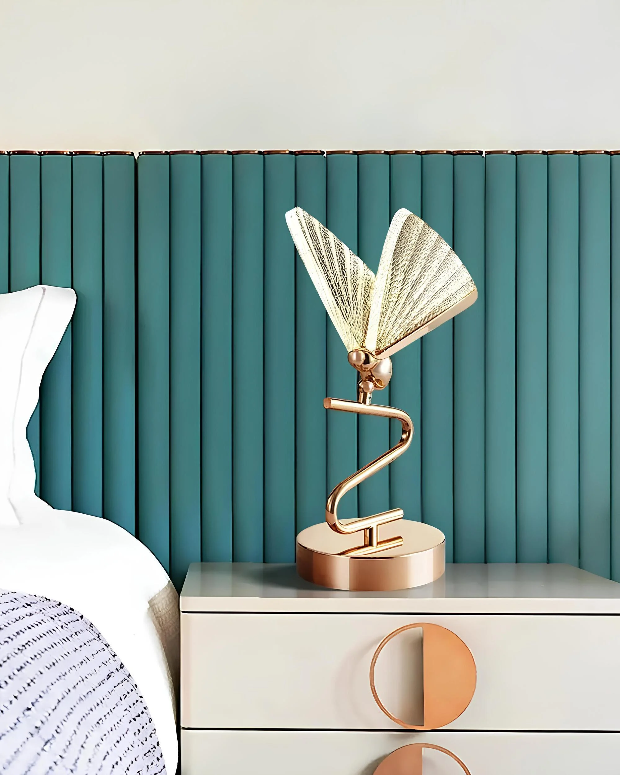 Luxus Schmetterlingstischlampe Deckenleuchte Modern Elegant Wohnzimmer Beleuchtung Xlumina 2
