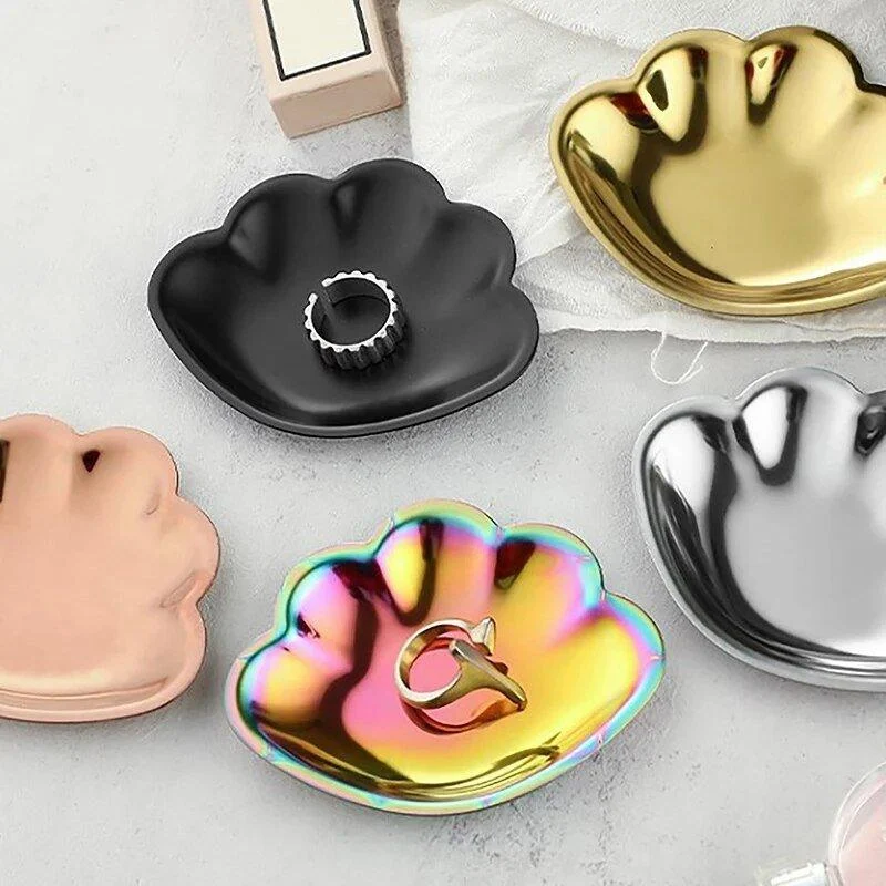 minimalist-metallic-jewellery-storage-tray-793548 Minimalist Metallic Jewellery Storage Tray 793548