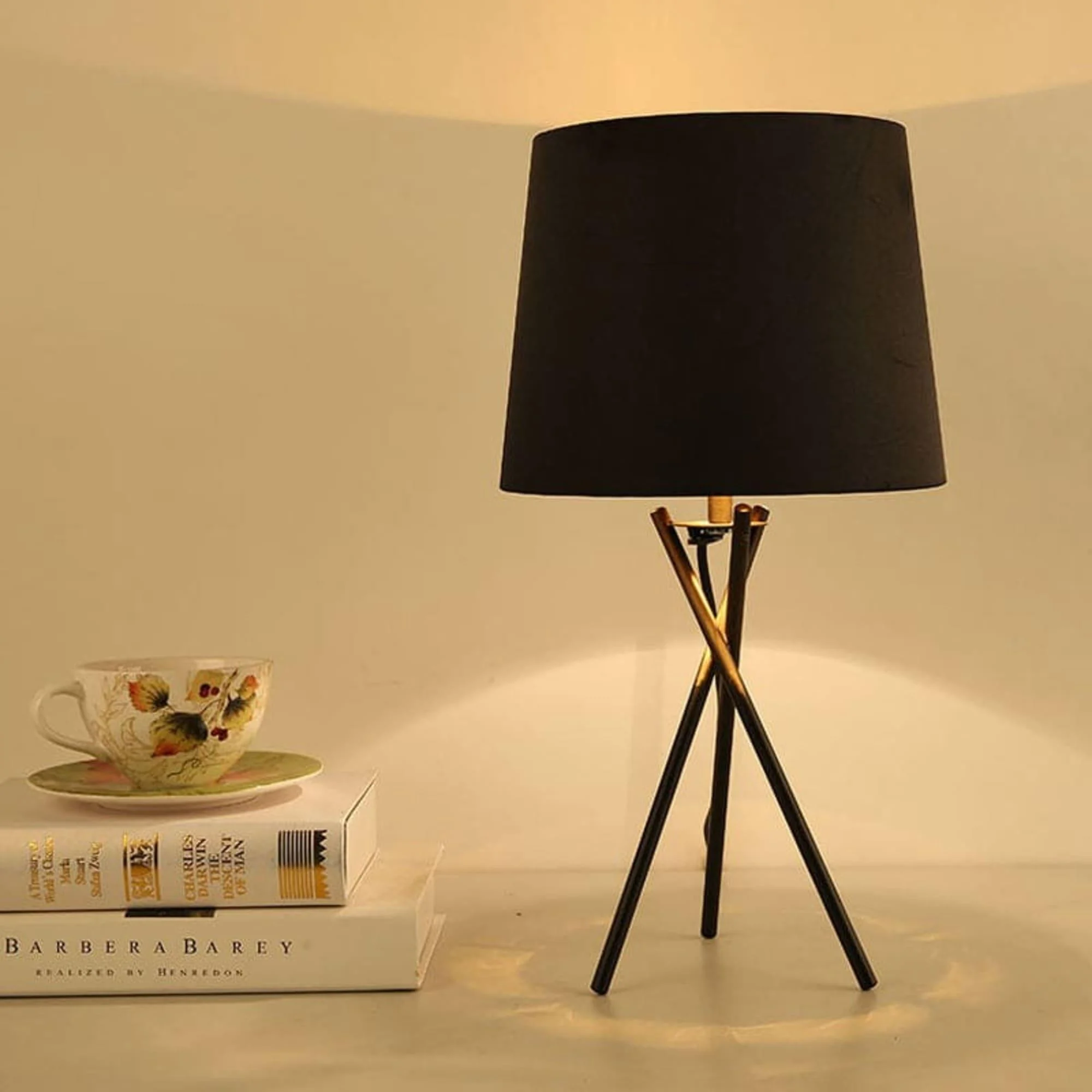 Minimalistische Tischlampe Mit Stoffschirm Modern Elegant Nachtlicht Xlumina 4