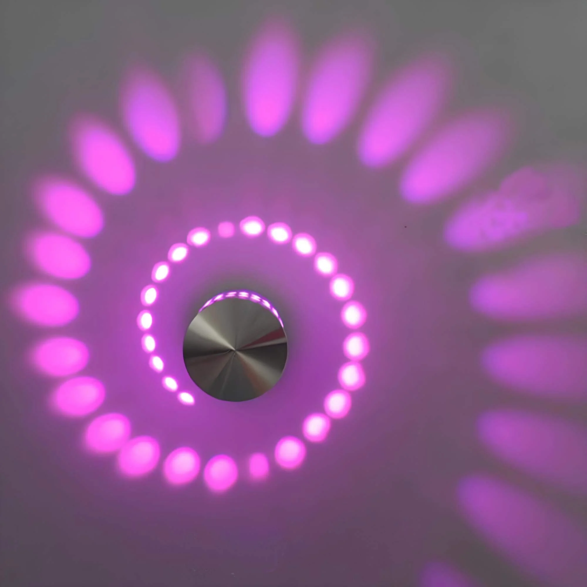 modern-led-deckenleuchte-schwungvolles-design-xlumina_7 Modern Led Deckenleuchte Schwungvolles Design Xlumina 7