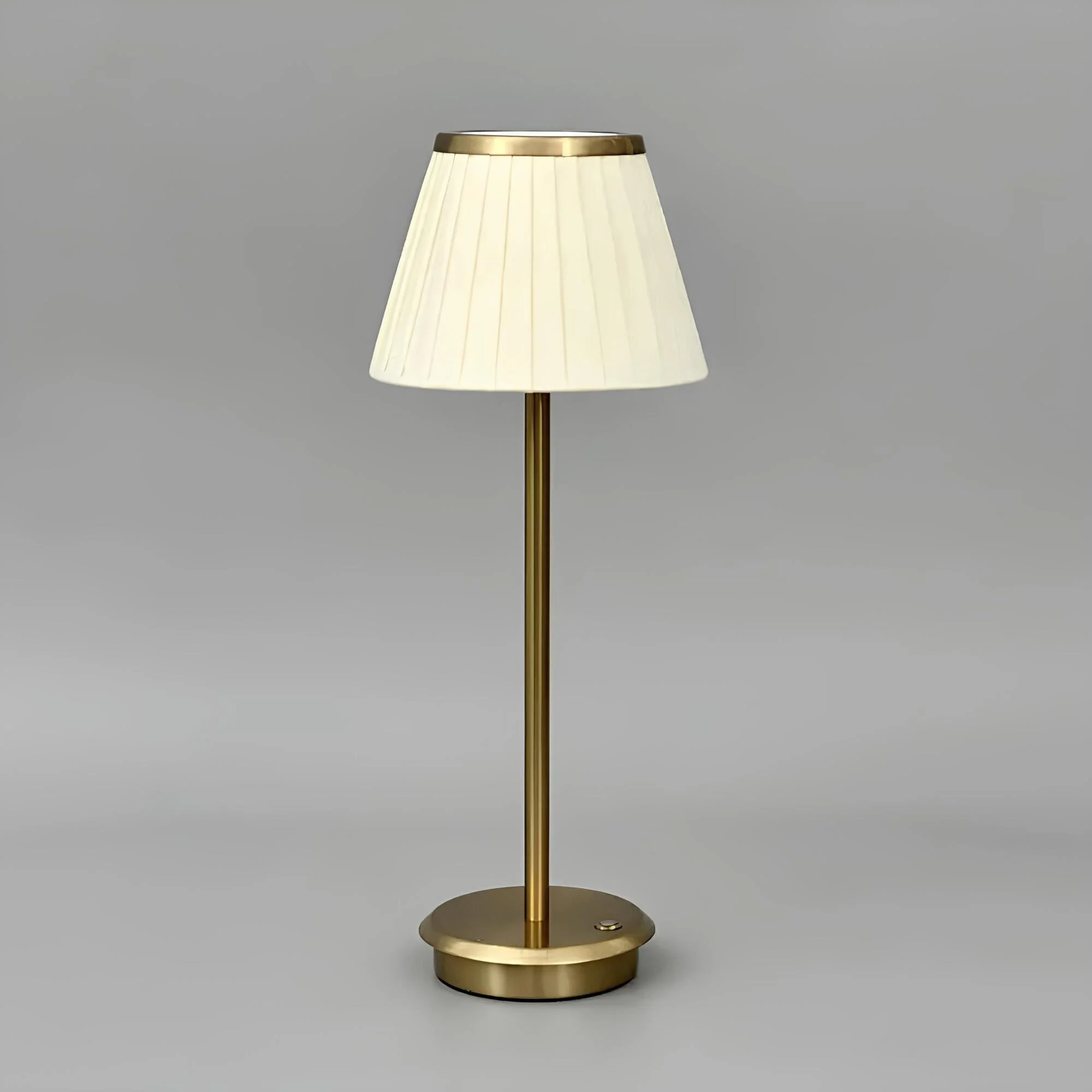 nordicglanz-kabellose-kupfer-tischlampe-skandinavisches-design-wiederaufladbar-xlumina_5 Nordicglanz Kabellose Kupfer Tischlampe Skandinavisches Design Wiederaufladbar Xlumina 5