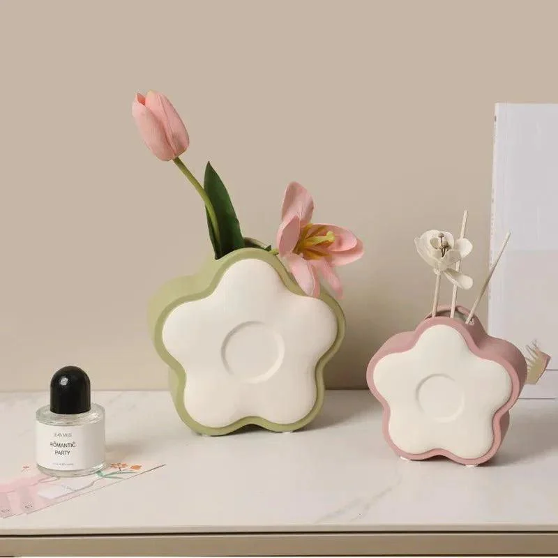 pastel-coloured-flower-shape-ceramic-vase-424401 Pastel Coloured Flower Shape Ceramic Vase 424401
