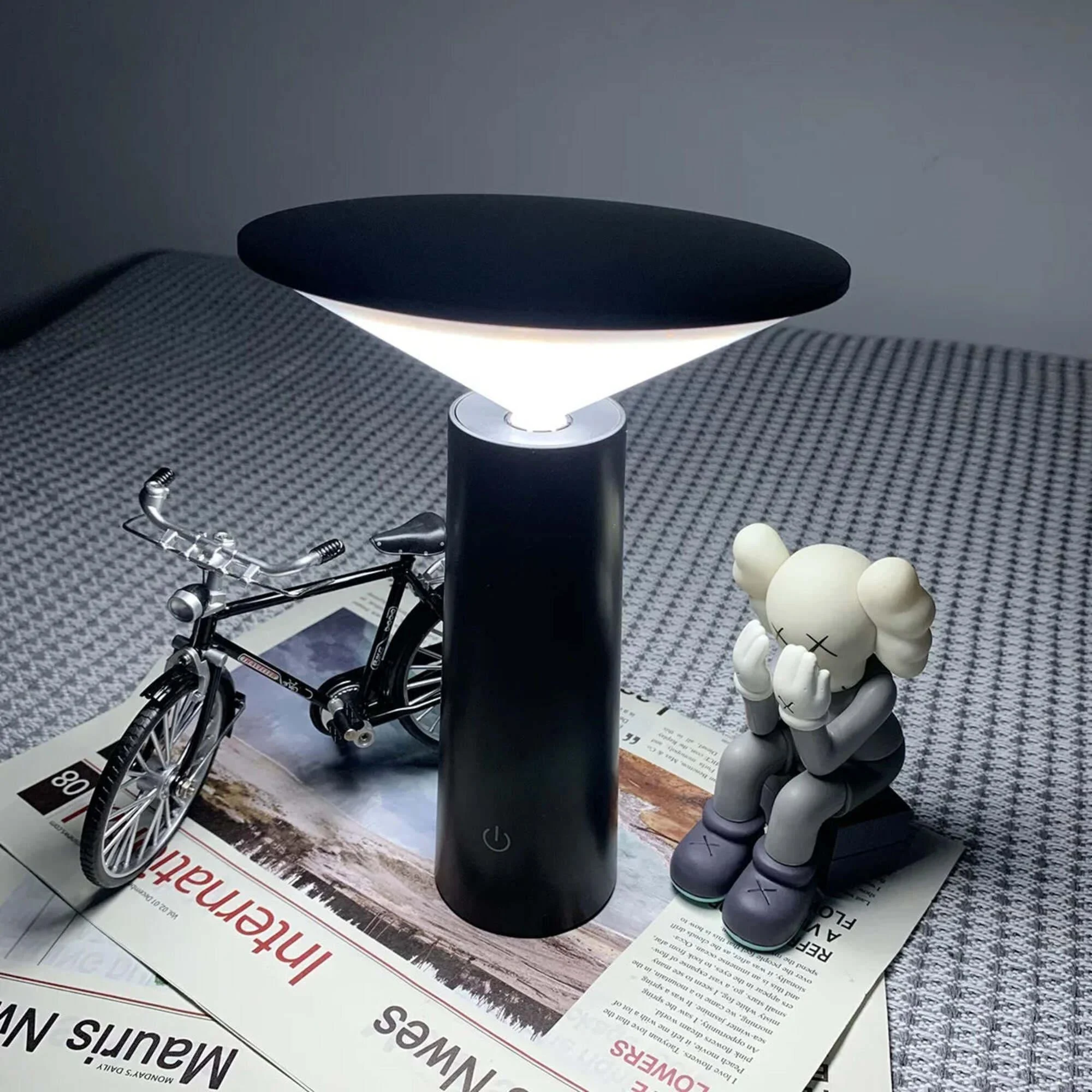 portableglow-kreative-tragbare-Tischlampe-led-dimmbar-akku-aussenleuchte-xlumina_1 Portableglow Kreative Tragbare Tischlampe Led Dimmbar Akku Aussenleuchte Xlumina 1