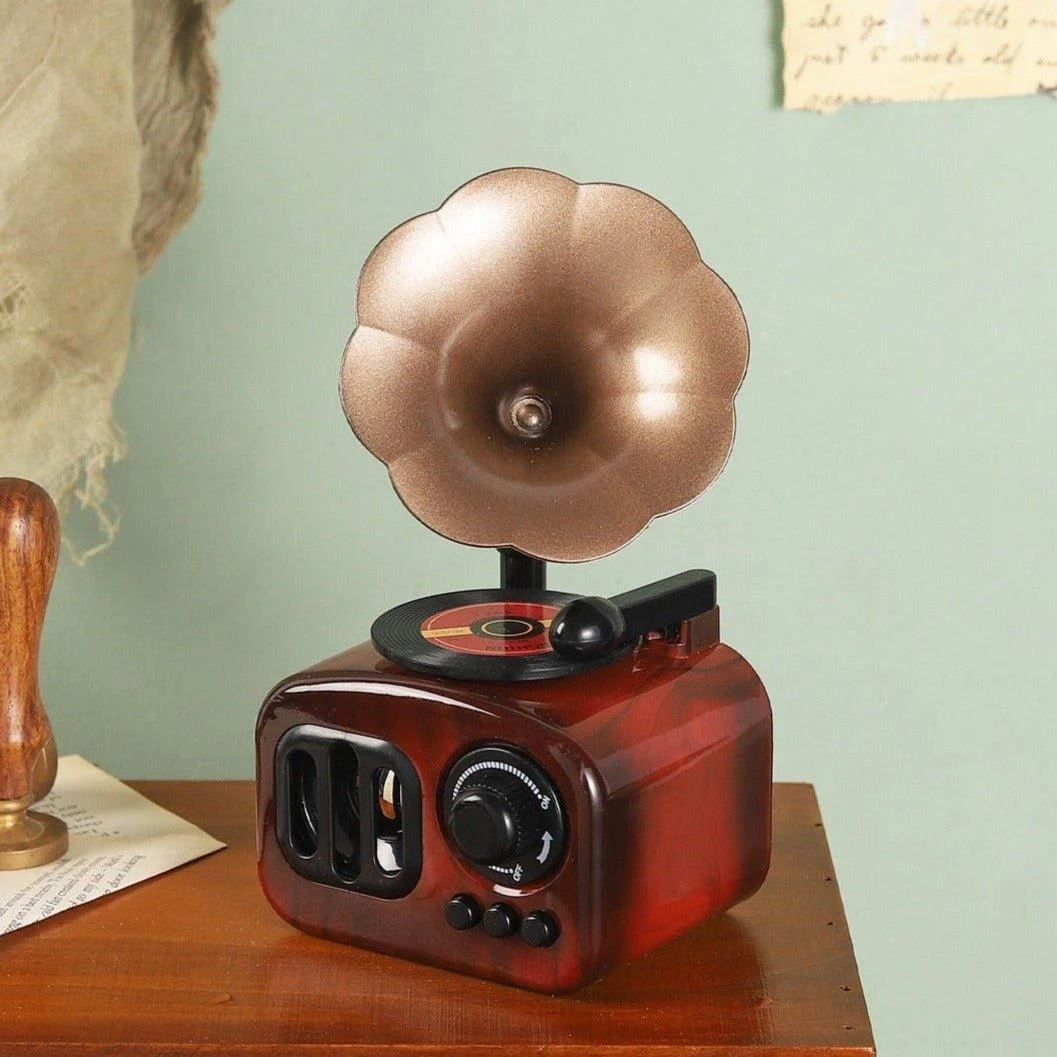 retro-gramophone-music-box-patchandbagel-132077 Retro Gramophone Music Box Patchandbagel 132077