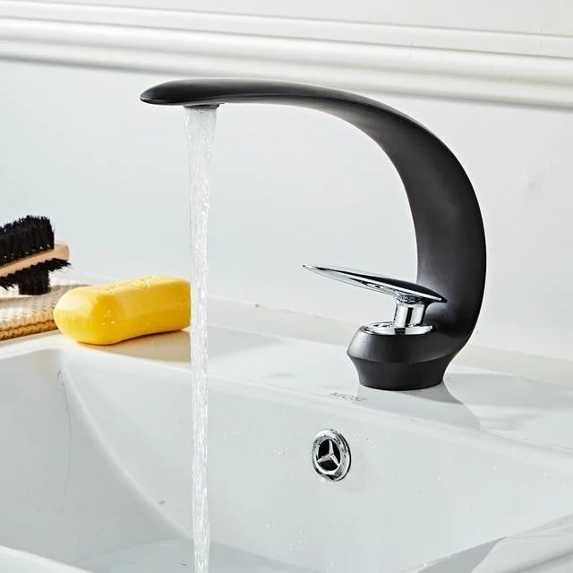 rose-gold-minimalistic-sink-faucet-336985 Rose Gold Minimalistic Sink Faucet 336985
