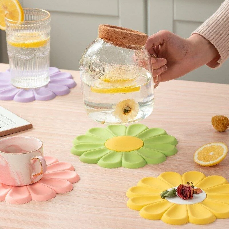 simple-daisy-flower-pastel-insulated-coaster-890711 Simple Daisy Flower Pastel Insulated Coaster 890711