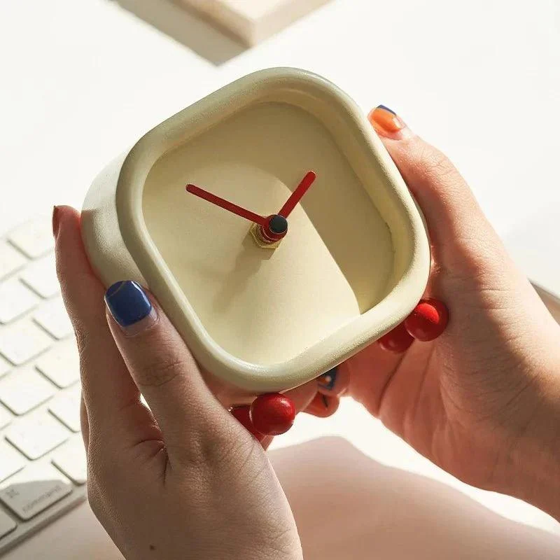small-minimalist-cream-desktop-clock-363888 Small Minimalist Cream Desktop Clock 363888
