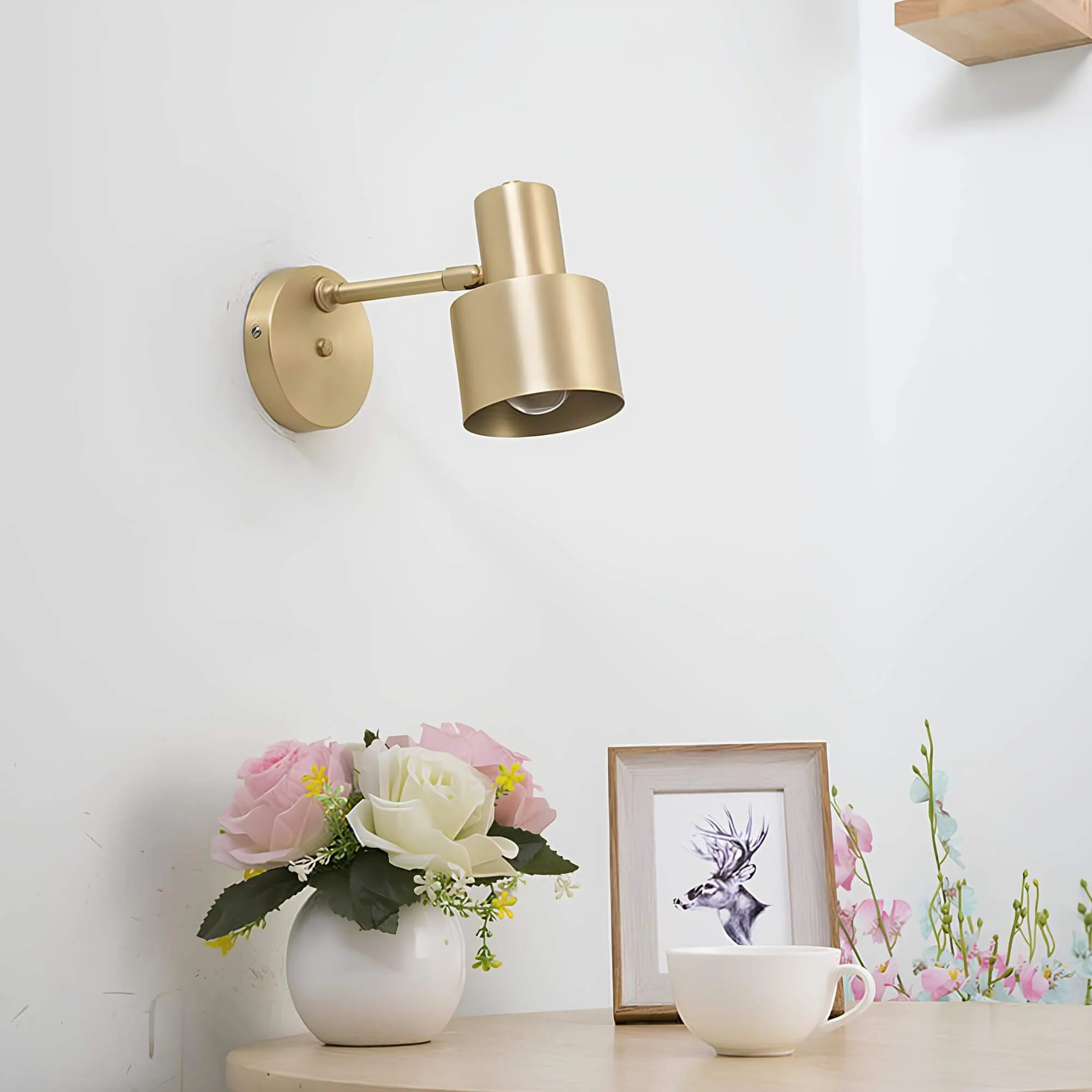 solluxe-minimalistische-wandleuchte-goldenes-metall-xlumina_4 Solluxe Minimalistische Wandleuchte Goldenes Metall Xlumina 4