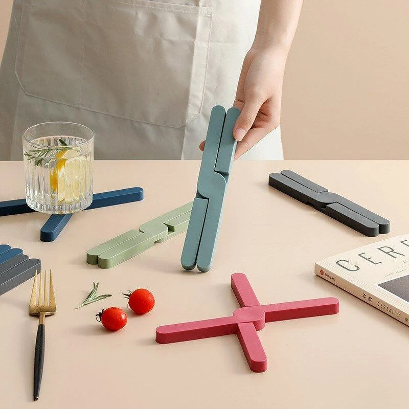 space-saving-heat-resistant-foldable-table-coasters-202993 Space Saving Heat Resistant Foldable Table Coasters 202993
