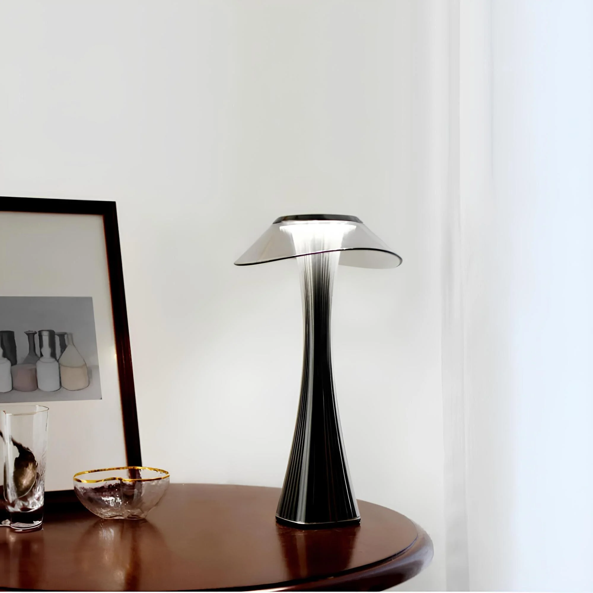 specialshine-tischlampe-modern-elegant-design-led-lampe-schwarz-gold-xlumina_2 Specialshine Tischlampe Modern Elegant Design Led Lampe Schwarz Gold Xlumina 2