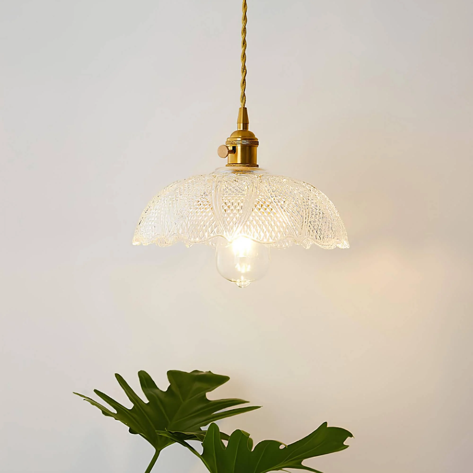 stilvolle-glaspendelleuchte-elegante-haengelampe-restaurant-40cm-e27-xlumina14 Stilvolle Glaspendelleuchte Elegante Haengelampe Restaurant 40cm E27 Xlumina14