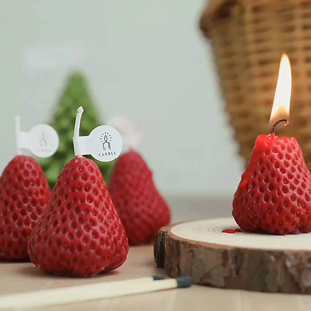 strawberry-scented-aromatic-candle-858393 Strawberry Scented Aromatic Candle 858393