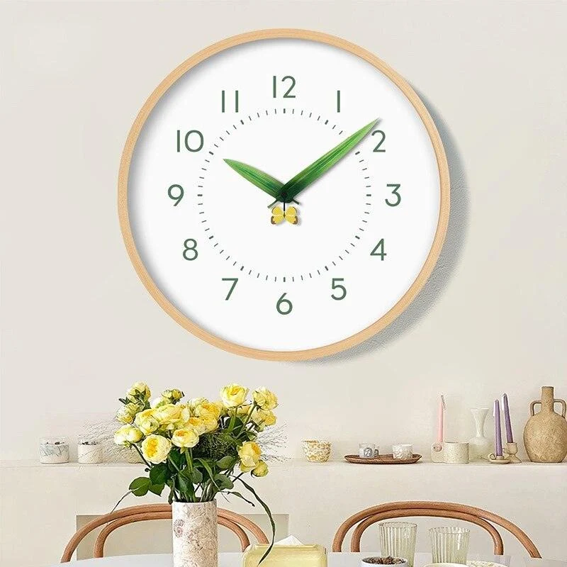 ypRsRonde-Minimalistische-Wandklok-Cartoon-Leuke-Massief-Houten-Frame-Stille-Klok-Voor-Kinderkamer-Woonkamer-Restaurant-Opknoping-Horloge Yprsronde Minimalistische Wandklok Cartoon Leuke Massief Houten Frame Stille Klok Voor Kinderkamer Woonkamer Restaurant Opknoping Horloge